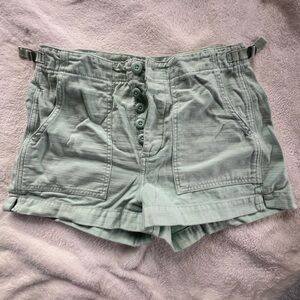 AE Summer Cargos